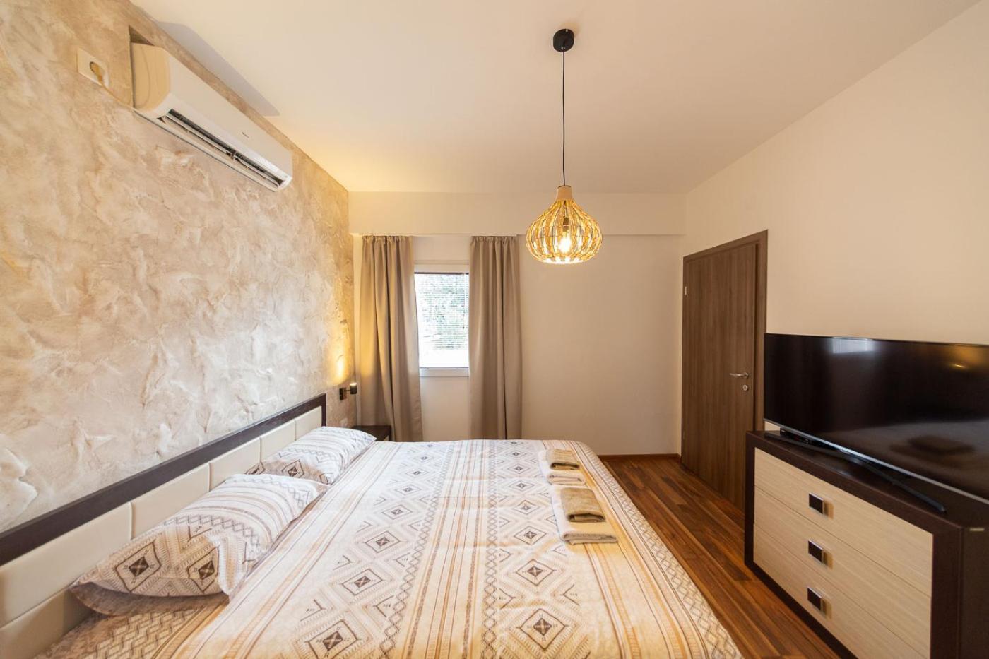 Castelomi Apartment Podgorica Exterior photo
